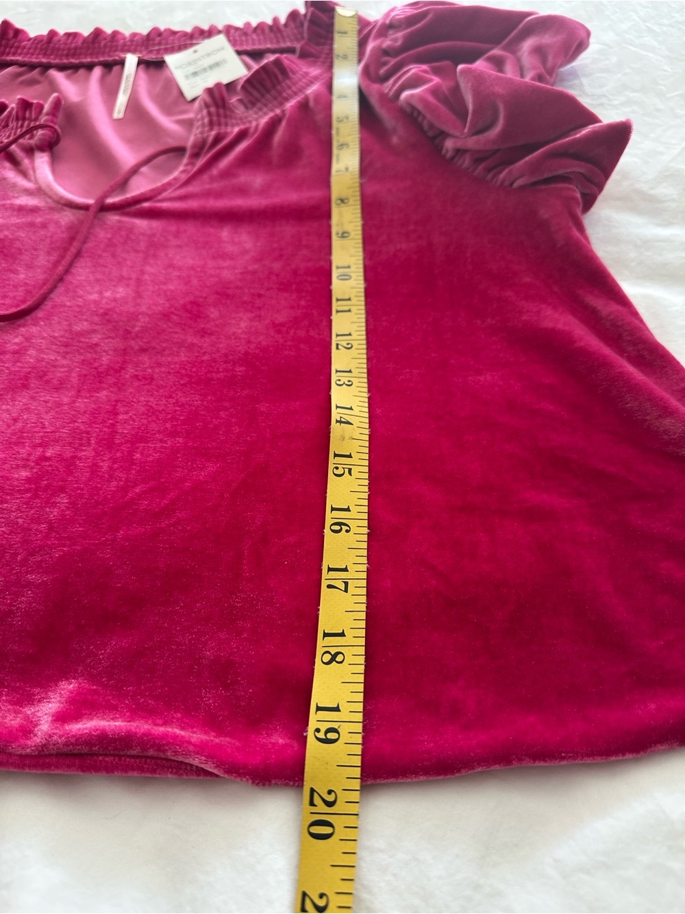Free People NWT Fuchsia Velvet Tie-Neck Puff Sleeve Blouse, size small - Picture 9 of 11